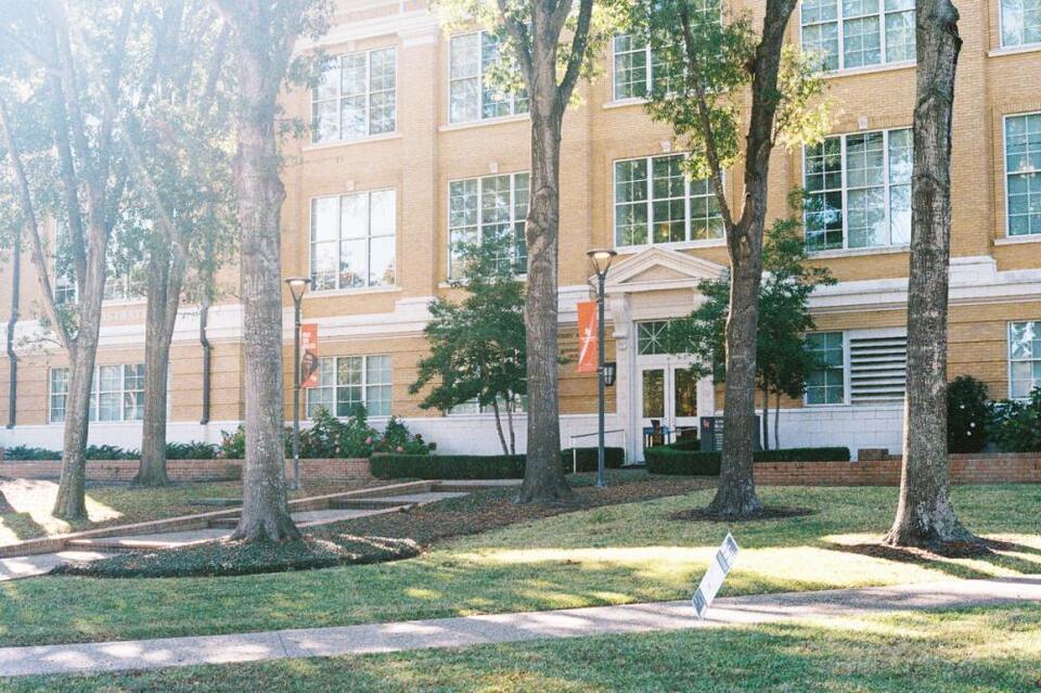 3DmNDz_19ByOZfM00.jpg SHSU expands Bearkat Promise program, increasing free tuition threshold to $100K