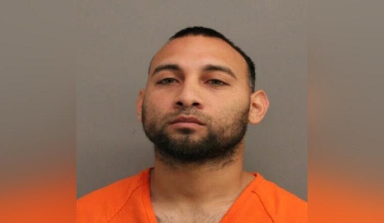 4Hgjr5_19CGhHgs00.jpg Cops, Spring Man Crawled Through Dog Door, Strangled Woman Inside Home