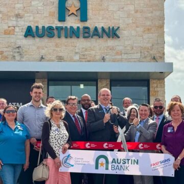 Austin Bank opens full-service Willis branch