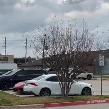 Tomball shooting: Man injured in parking lot of medical plaza